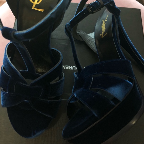 ❌ S O L D ❌Authentic YSL Tribute Sandals - Picture 5 of 6